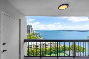 2333 Brickell Ave, Miami, FL 33129 - Photo 4