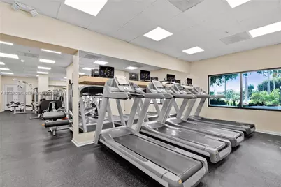 2333 Brickell Ave #1109, Miami, FL 33129 - Photo 38