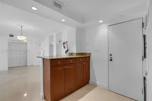 2333 Brickell Ave, Miami, FL 33129 - Photo 16