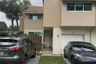 8243 NW 8th Ct, Plantation, FL 33324 - Photo 1