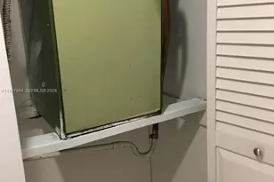 9375 Fontainebleau Blvd, Miami, FL 33172 - Photo 16