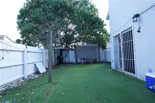 18499 NW 52nd Path, Miami Gardens, FL 33055 - Photo 22