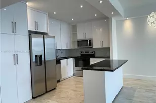 19390 Collins Av, Sunny Isles Beach, FL 33160 - Photo 6