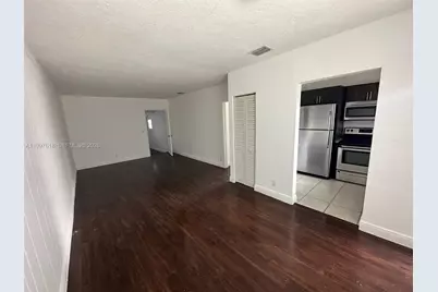 563 NE 65th St #1, Miami, FL 33138 - Photo 4