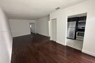 563 NE 65th St, Miami, FL 33138 - Photo 4