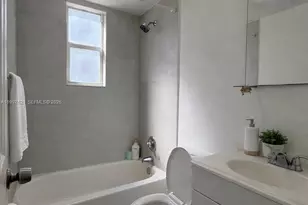 540 NW 7th St, Miami, FL 33136 - Photo 4