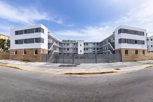 540 NW 7th St, Miami, FL 33136 - Photo 6