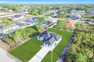 2924 5th St SW, Lehigh Acres, FL 33976 - Photo 32