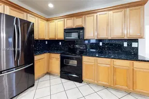 10873 NW 53rd Ln, Doral, FL 33178 - Photo 6