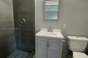 19732 NW 59th Pl, Hialeah, FL 33015 - Photo 1