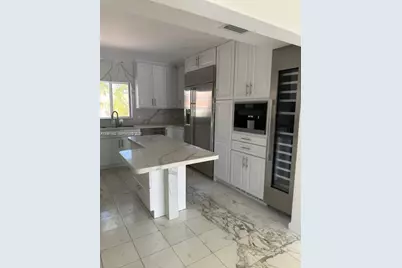 1400 NE 103rd St, Miami Shores, FL 33138 - Photo 16