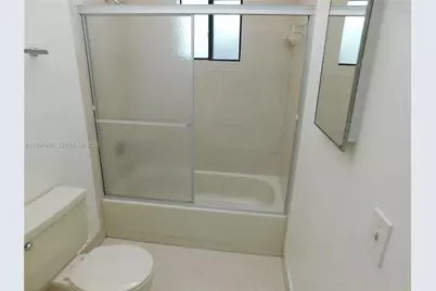 8065 SW 107 Av #321, Miami, FL 33173 - Photo 8