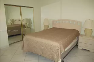 580 Egret Dr, Hallandale Beach, FL 33009 - Photo 4