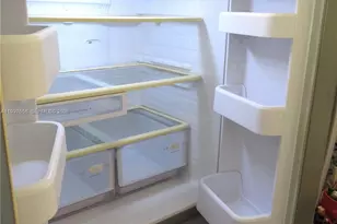 580 Egret Dr, Hallandale Beach, FL 33009 - Photo 18