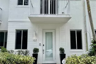 2621 NE 212th Terrace, Miami, FL 33180 - Photo 1