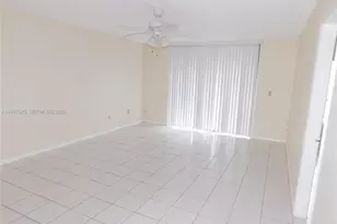 8005 SW 107th Ave, Miami, FL 33173 - Photo 14
