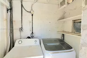 40 NW 44th St, Miami, FL 33127 - Photo 4