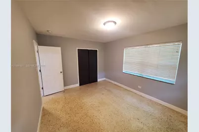 40 NW 44th St #40, Miami, FL 33127 - Photo 8