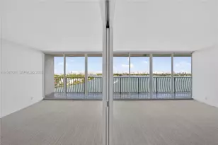 7601 E Treasure Dr, North Bay Village, FL 33141 - Photo 4