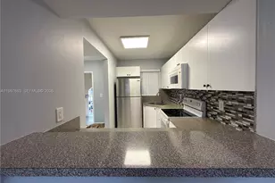2630 W 76th St, Hialeah, FL 33016 - Photo 10