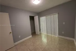 2630 W 76th St, Hialeah, FL 33016 - Photo 22