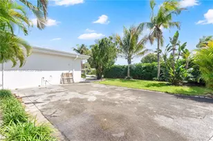 1089 NE 110th St, Miami, FL 33161 - Photo 20