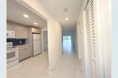 605 S State Road 7 #1D, Margate, FL 33068 - Photo 2