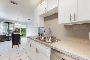 21450 SW 109th Ct, Cutler Bay, FL 33189 - Photo 4