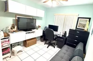 11906 SW 110th St Cir E, Miami, FL 33186 - Photo 10