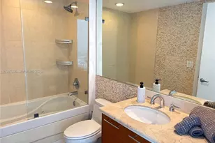 50 Biscayne Blvd, Miami, FL 33132 - Photo 12