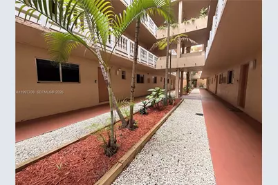 17000 NW 67th Ave #115, Hialeah, FL 33015 - Photo 4