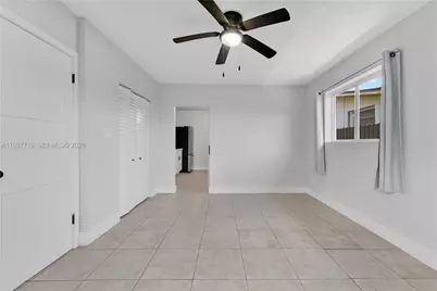 3827 SW 88th Ct, Miami, FL 33165 - Photo 12