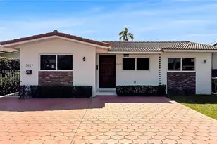 3827 SW 88th Ct, Miami, FL 33165 - Photo 2