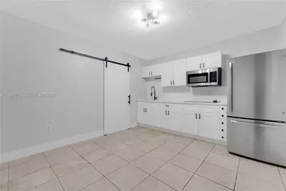 3827 SW 88th Ct, Miami, FL 33165 - Photo 22