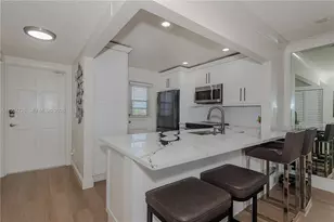 2500 SW 81st Ave, Davie, FL 33324 - Photo 10