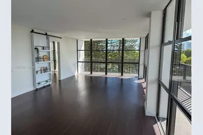 1000 Parkview Dr #531, Hallandale Beach, FL 33009 - Photo 6