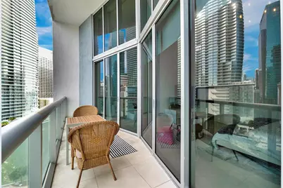 465 Brickell Ave #1406, Miami, FL 33131 - Photo 14