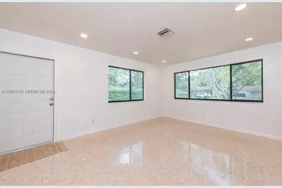 7830 SW 99th St, Miami, FL 33156 - Photo 6