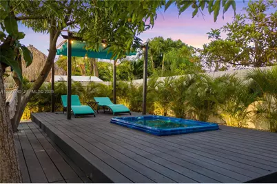 2376 NW 2nd St, Miami, FL 33125 - Photo 32