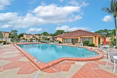 7130 Fairway Dr #L26, Miami Lakes, FL 33014 - Photo 8