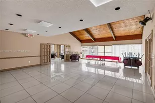 7130 Fairway Dr, Miami Lakes, FL 33014 - Photo 22