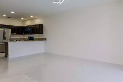3335 W 94th Ter, Hialeah, FL 33018 - Photo 12