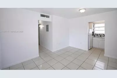 4381 W Flagler St #3, Miami, FL 33134 - Photo 4