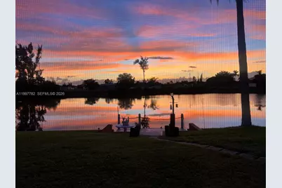 251 SW 22 Place, Cape Coral, FL 33991 - Photo 4