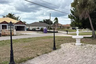 251 SW 22nd Pl, Cape Coral, FL 33991 - Photo 8