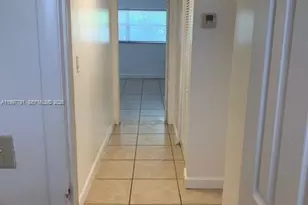 9357 Fontainebleau Blvd, Miami, FL 33172 - Photo 10