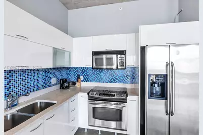 133 NE 2nd Ave #2015, Miami, FL 33132 - Photo 4