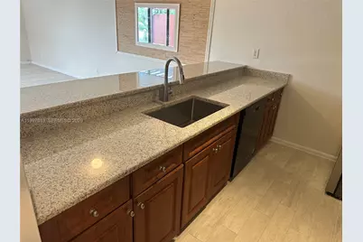 1691 Fairway Rd #1691, Pembroke Pines, FL 33026 - Photo 8