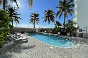 335 Ocean Dr, Miami Beach, FL 33139 - Photo 10