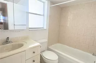 8200 Sunrise Lakes Blvd, Sunrise, FL 33322 - Photo 8